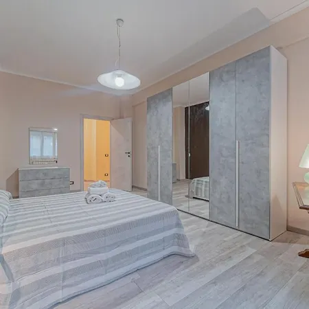 Sturla Elegant Apartment *