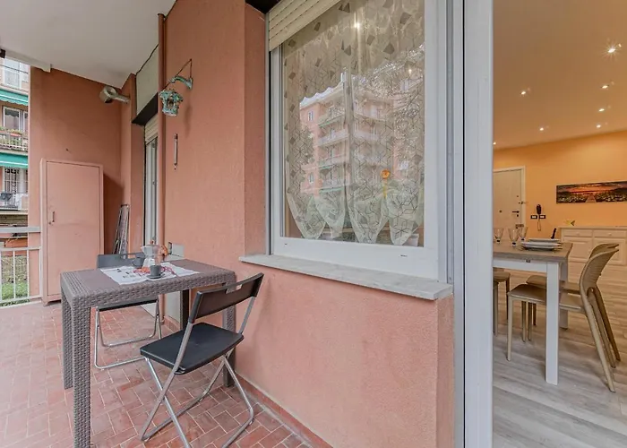 Lejlighed Sturla Elegant Genova