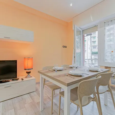 Sturla Elegant Daire Cenova